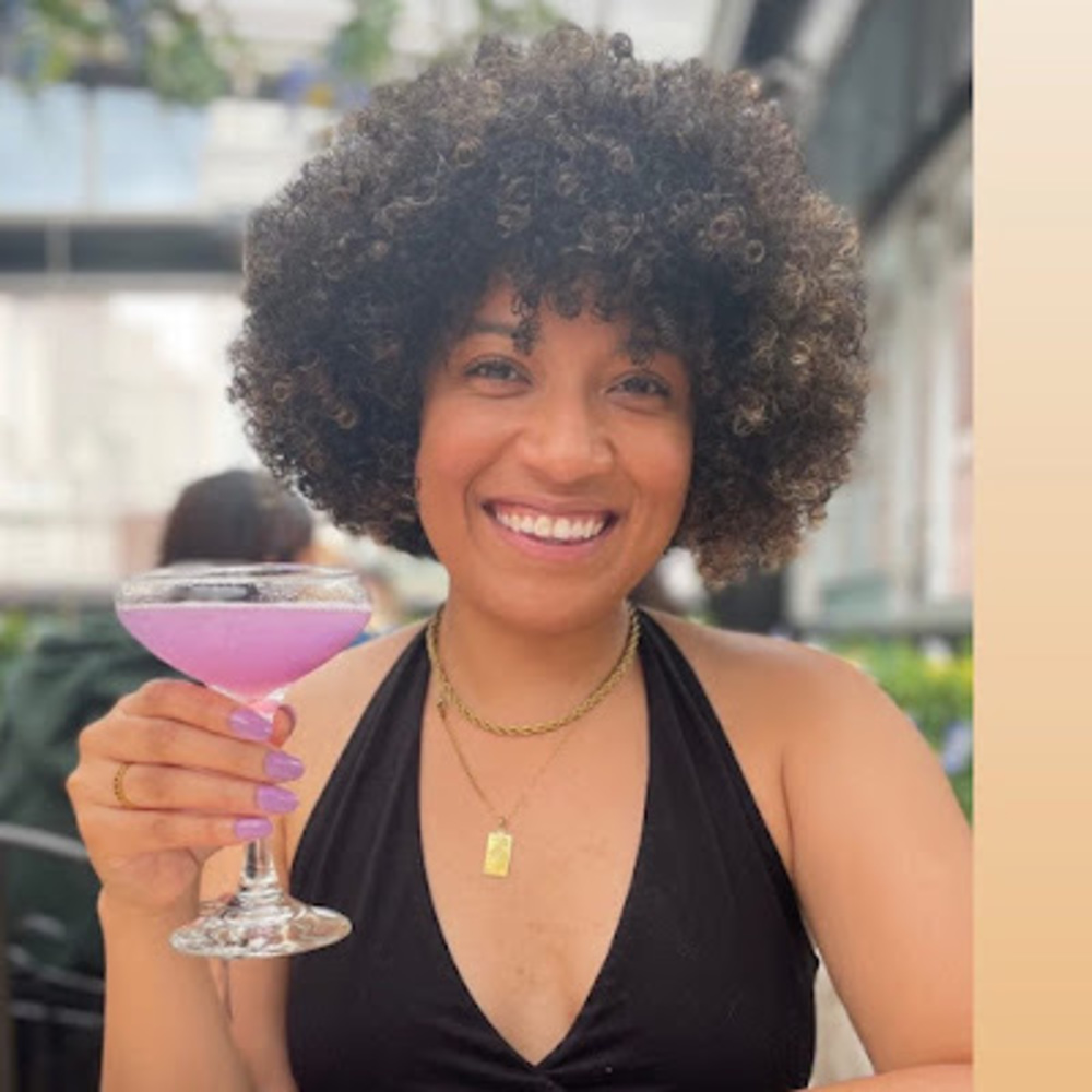 Meet your Posher, Alicia